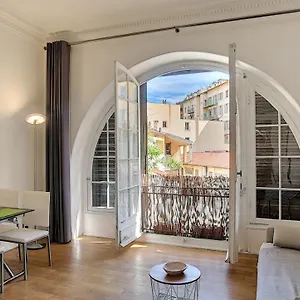  Apartment Atypique Studio Port De