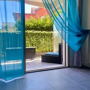  Apartment Jardin Fleuris Parking
